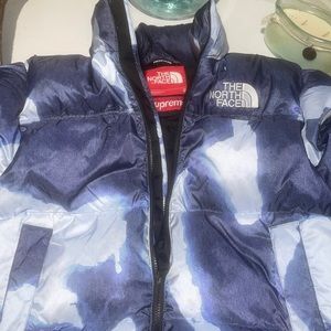 Supreme The North Face Bleached Denim Print Nuptse Jacket